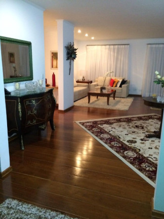 Imóvel com 4 Quartos à Venda, 240 m² em Vila Andrade - São Paulo