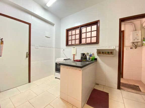 Imagem Imóvel com 1 Quarto à Venda, 43 m² em Várzea - Teresópolis Imagem Imóvel com 1 Quarto à Venda, 43 m² em Várzea - Teresópolis