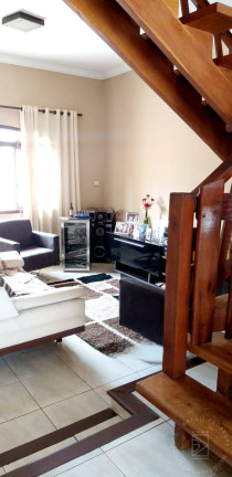 Imagem Casa com 2 Quartos à Venda, 211 m² em Chácara Do Visconde - Taubaté
