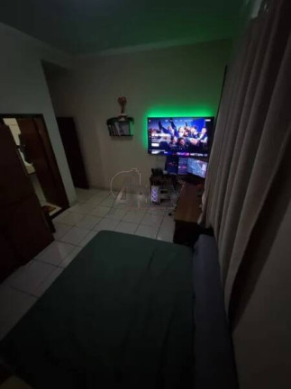Imagem Casa com 3 Quartos à Venda, em Vila Regina - Montes Claros Imagem Casa com 3 Quartos à Venda, em Vila Regina - Montes Claros