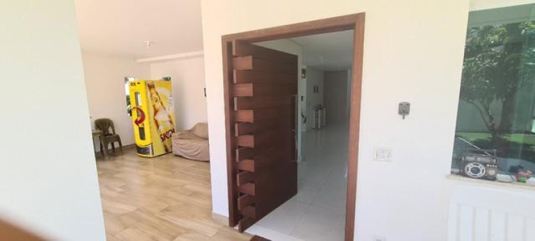 Imagem Casa com 5 Quartos à Venda, 340 m² em Estrada Do Côco - Lauro De Freitas Imagem Casa com 5 Quartos à Venda, 340 m² em Estrada Do Côco - Lauro De Freitas