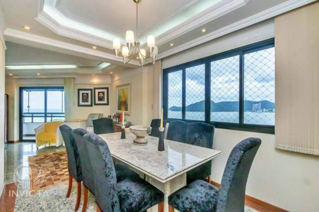 Imagem Apartamento com 3 Quartos à Venda, 141 m² em Centro - Balneário Camboriú Imagem Apartamento com 3 Quartos à Venda, 141 m² em Centro - Balneário Camboriú