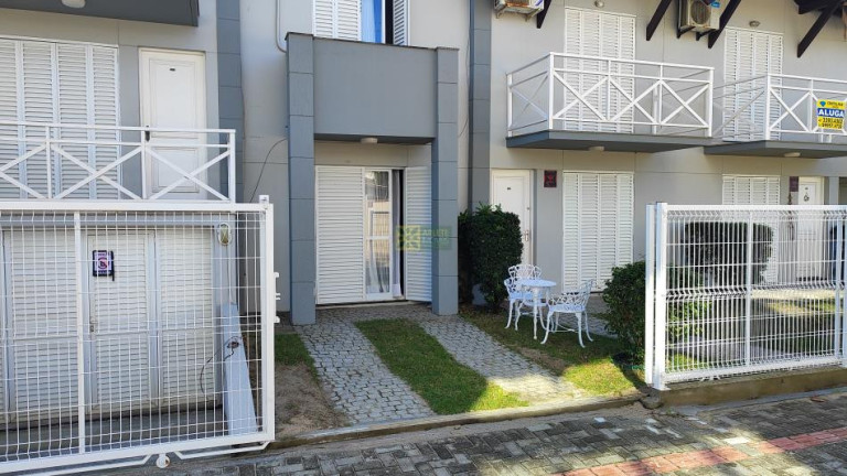 Imagem Apartamento com 2 Quartos para Alugar ou Temporada, 80 m² em Mariscal - Bombinhas Imagem Apartamento com 2 Quartos para Alugar ou Temporada, 80 m² em Mariscal - Bombinhas