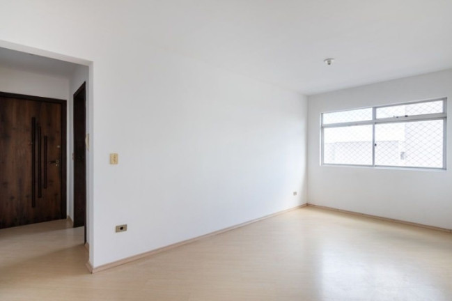 Imagem Apartamento com 3 Quartos à Venda, 70 m² em Bacacheri - Curitiba