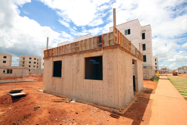 Imagem Imóvel com 2 Quartos à Venda, 50 m² em Ceilândia - Brasília Imagem Imóvel com 2 Quartos à Venda, 50 m² em Ceilândia - Brasília