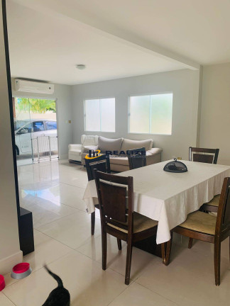 Imagem Casa com 3 Quartos à Venda, 140 m² em Parque California - Campos Dos Goytacazes Imagem Casa com 3 Quartos à Venda, 140 m² em Parque California - Campos Dos Goytacazes