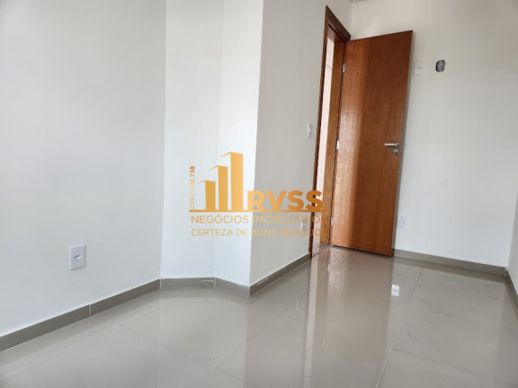 Imagem Imóvel com 2 Quartos à Venda, 90 m² em Vila Vitória - Santo André