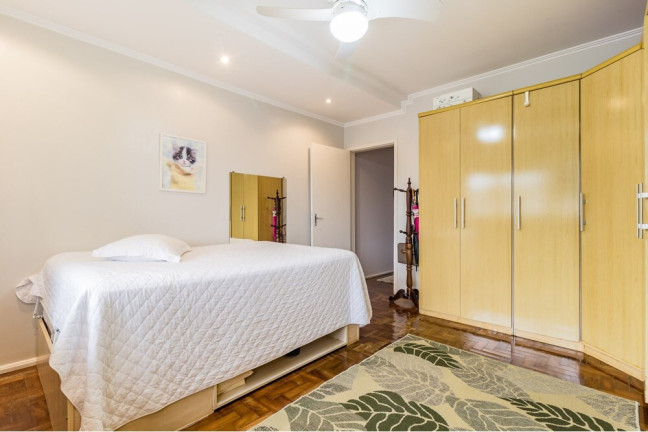 Imagem Casa com 3 Quartos à Venda, 290 m² em Jardim Europa - Porto Alegre Imagem Casa com 3 Quartos à Venda, 290 m² em Jardim Europa - Porto Alegre