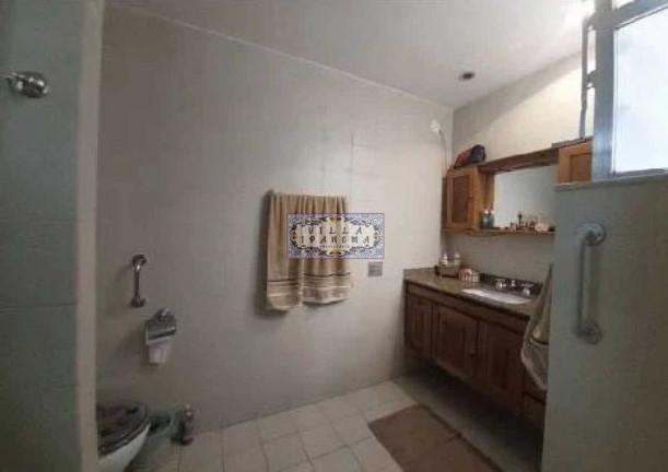 Imagem Apartamento com 3 Quartos à Venda, 200 m² em Copacabana - Rio De Janeiro