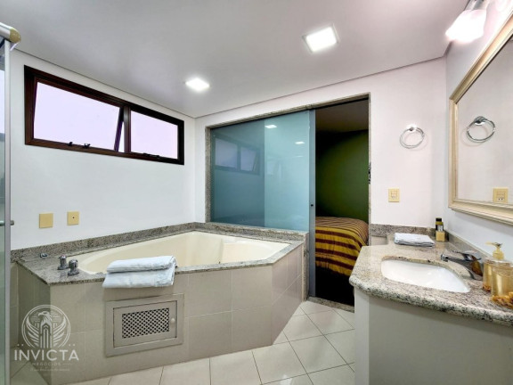Imagem Apartamento com 3 Quartos à Venda, 211 m² em Centro - Balneário Camboriú Imagem Apartamento com 3 Quartos à Venda, 211 m² em Centro - Balneário Camboriú