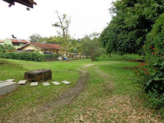 Imagem Terreno à Venda, em Lagoa Da Conceição - Florianópolis Imagem Terreno à Venda, em Lagoa Da Conceição - Florianópolis