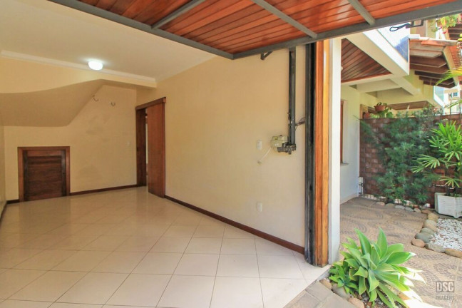 Imagem Casa de Condomínio com 3 Quartos à Venda, 77 m² em Cristal - Porto Alegre