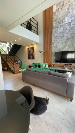Imagem Casa com 2 Quartos à Venda, 300 m² em Chácaras Aracary - Várzea Paulista