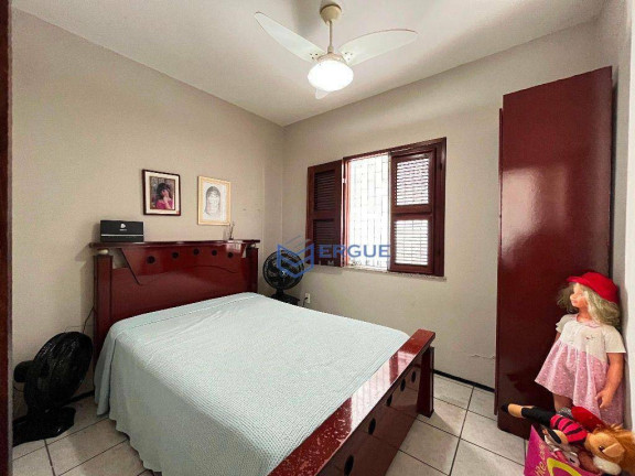 Imagem Casa com 4 Quartos à Venda, 247 m² em Maraponga - Fortaleza Imagem Casa com 4 Quartos à Venda, 247 m² em Maraponga - Fortaleza
