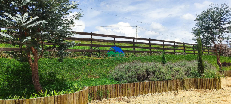 Imóvel com 4 Quartos à Venda, 80.000 m² em Zona Rural - Aiuruoca