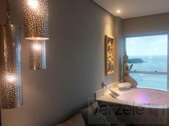 Imagem Apartamento com 3 Quartos para Temporada, 182 m² em Centro - Balneário Camboriú Imagem Apartamento com 3 Quartos para Temporada, 182 m² em Centro - Balneário Camboriú