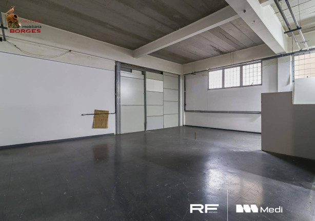 Imagem Galpão para Alugar, 1.500 m² em Vila Parque Jabaquara - São Paulo Imagem Galpão para Alugar, 1.500 m² em Vila Parque Jabaquara - São Paulo