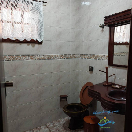 Imagem Casa com 7 Quartos à Venda, em Grandesp - Itanhaém Imagem Casa com 7 Quartos à Venda, em Grandesp - Itanhaém