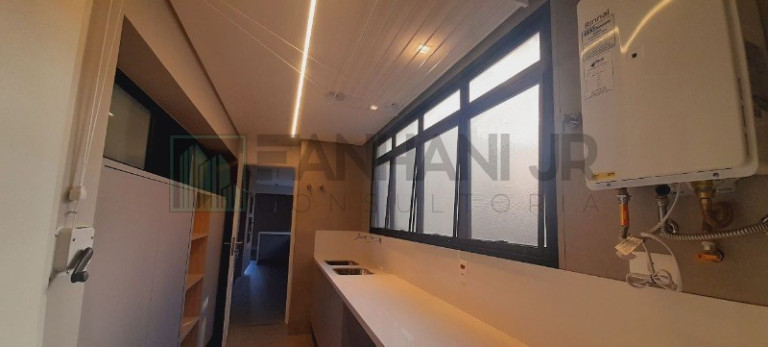 Imagem Imóvel com 3 Quartos à Venda, 190 m² em Itaim Bibi - São Paulo