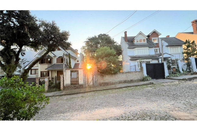Imóvel à Venda,  em Tristeza - Porto Alegre