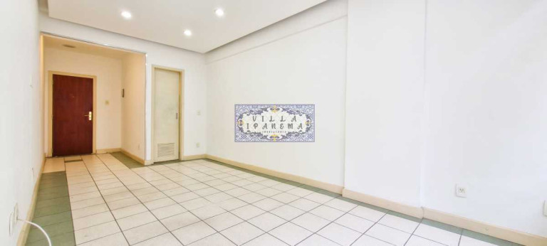 Sala Comercial à Venda, 28 m² em Copacabana - Rio De Janeiro