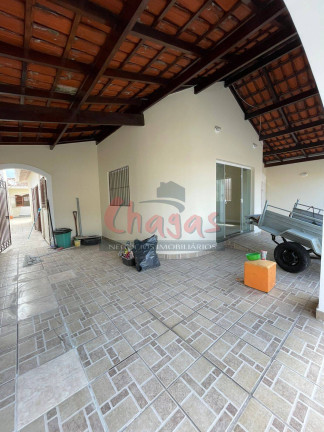 Imagem Casa com 4 Quartos à Venda, 150 m² em Centro - Caraguatatuba Imagem Casa com 4 Quartos à Venda, 150 m² em Centro - Caraguatatuba