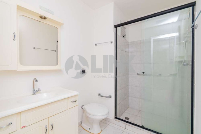 Imagem Apartamento com 1 Quarto à Venda, 41 m² em Menino Deus - Porto Alegre Imagem Apartamento com 1 Quarto à Venda, 41 m² em Menino Deus - Porto Alegre