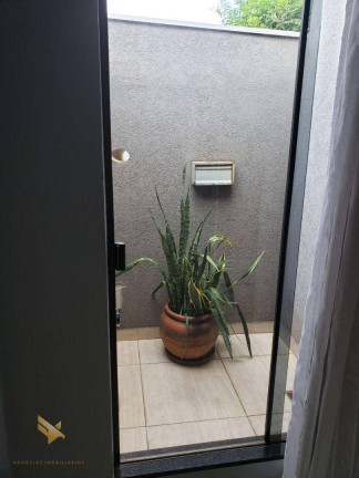 Imagem Casa com 3 Quartos à Venda, 180 m² em Jardim Parati - Campo Grande Imagem Casa com 3 Quartos à Venda, 180 m² em Jardim Parati - Campo Grande