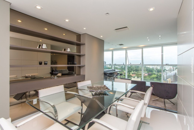 Imagem Apartamento com 3 Quartos à Venda, 176 m² em Cabral - Curitiba