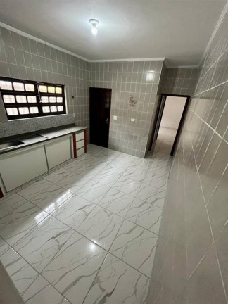 Imagem Casa com 2 Quartos à Venda, 75 m² em Caiçara - Praia Grande Imagem Casa com 2 Quartos à Venda, 75 m² em Caiçara - Praia Grande