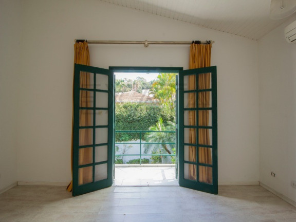 Imagem Casa com 3 Quartos à Venda, 318 m² em Jardim Morumbi - São Paulo Imagem Casa com 3 Quartos à Venda, 318 m² em Jardim Morumbi - São Paulo
