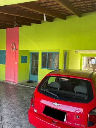Casa com 6 Quartos à Venda,  em Jardim Toledo - Votorantim