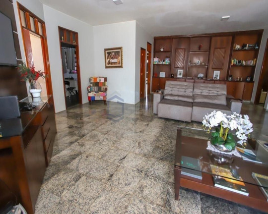 Imagem Casa com 6 Quartos para Alugar, 900 m² em Park Way - Brasília Imagem Casa com 6 Quartos para Alugar, 900 m² em Park Way - Brasília
