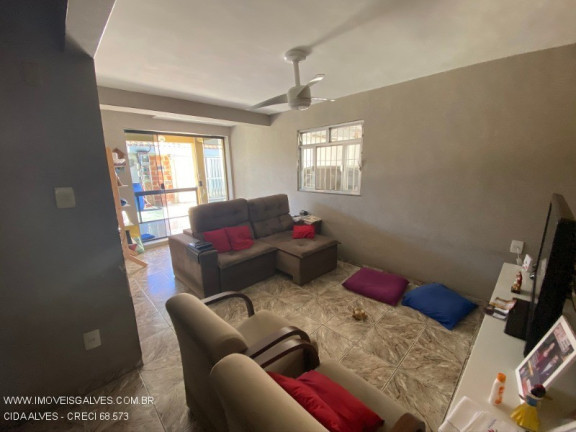Imagem Sobrado com 2 Quartos à Venda,  em Saracuruna - Duque De Caxias
