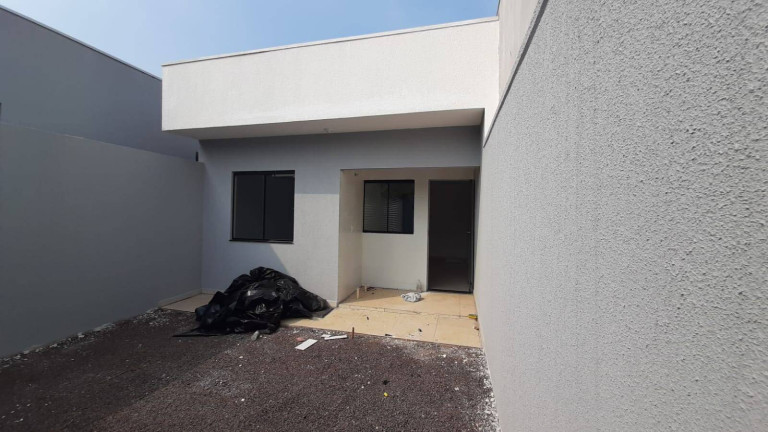 Imagem Casa com 2 Quartos à Venda, 55 m² em Esmeralda - Cascavel