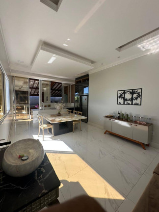 Imagem Casa de Condomínio com 4 Quartos à Venda,  em Orla - Porto Seguro