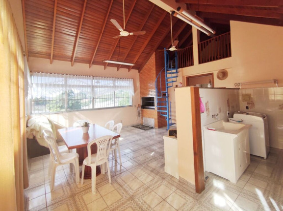Imagem Casa com 4 Quartos à Venda, 256 m² em Glória - Porto Alegre