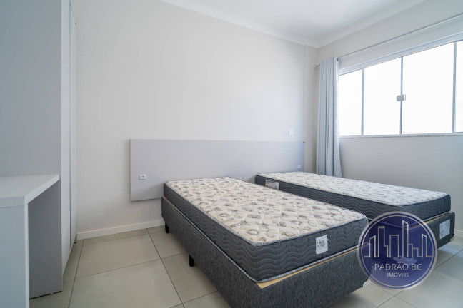 Imagem Apartamento com 2 Quartos à Venda, 60 m² em Mariscal - Bombinhas