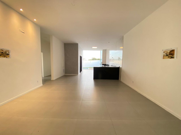 Imagem Casa com 3 Quartos à Venda, 210 m² em Sim - Feira De Santana