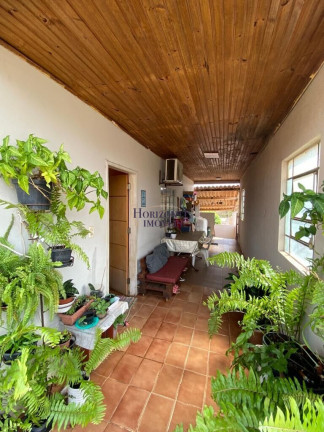 Imagem Sobrado com 3 Quartos à Venda, 266 m² em Conjunto Residencial Estrela Do Sul - Campo Grande