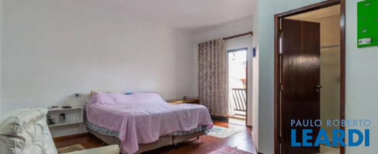 Imagem Sobrado com 4 Quartos à Venda, 224 m² em Vila Floresta - Santo André Imagem Sobrado com 4 Quartos à Venda, 224 m² em Vila Floresta - Santo André