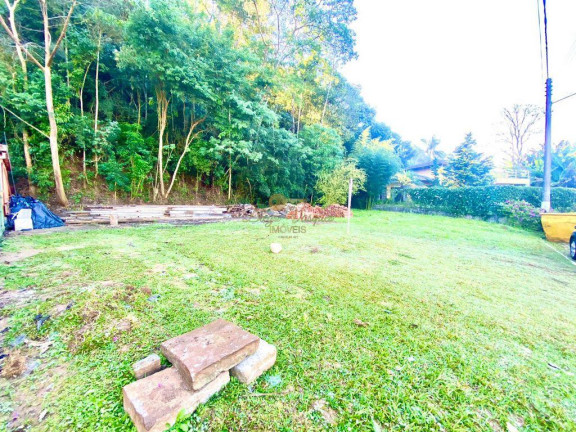 Terreno à Venda, 630 m² em Cascata Do Imbuí - Teresópolis