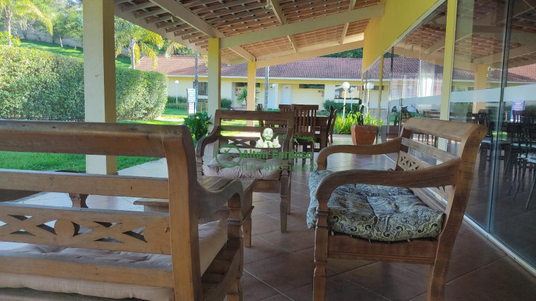 Imagem Terreno à Venda, 1.074 m² em Centro - Jambeiro
