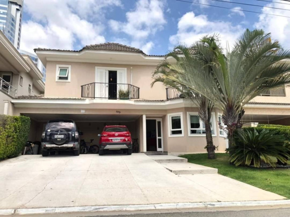 Casa com 4 Quartos à Venda, 399 m² em Alphaville - Barueri