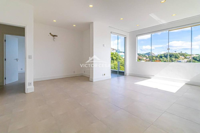 Imagem Casa com 4 Quartos à Venda, 436 m² em Vila Progresso - Niterói