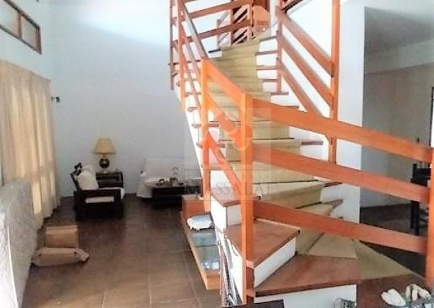 Imagem Casa com 5 Quartos à Venda, 472 m² em Cavalhada - Porto Alegre Imagem Casa com 5 Quartos à Venda, 472 m² em Cavalhada - Porto Alegre