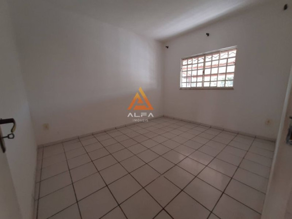 Imagem Casa com 2 Quartos à Venda, 70 m²
