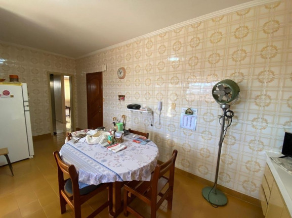 Imagem Apartamento com 2 Quartos à Venda, 137 m² em Gonzaga - Santos