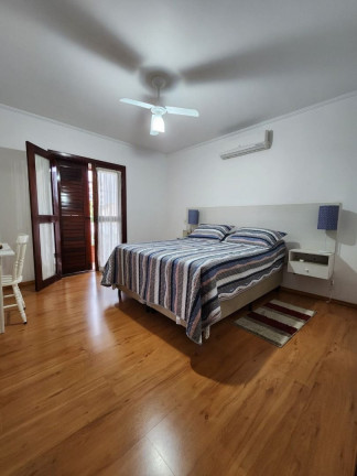 Imagem Casa com 3 Quartos à Venda, 263 m² em Bosque Dos Eucaliptos - São José Dos Campos