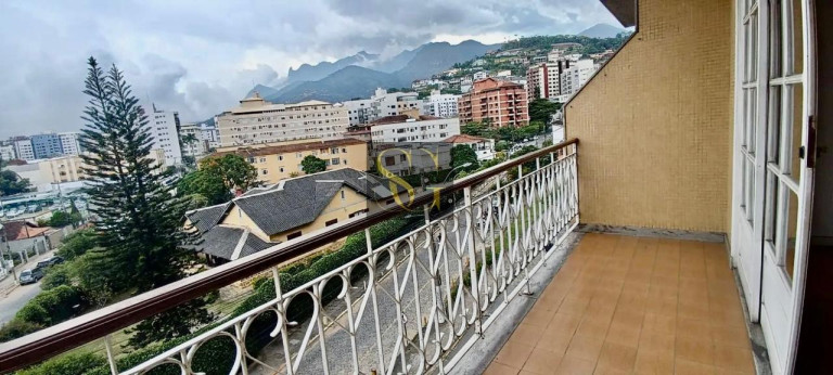 Apartamento com 2 Quartos à Venda, 70 m² em Várzea - Teresópolis
